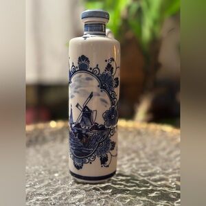 Vintage Delft Blue Oil & Vinegar Bottle – ELESVA Holland Hand-Painted Windmill